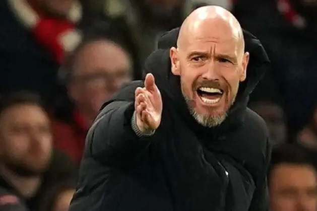 Erik ten Hag kêu gọi cầu thủ MU thắng Aston Villa cứu vãn mùa giải