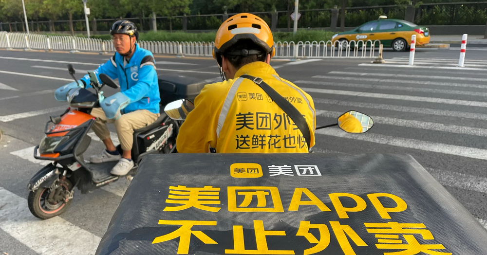 Câu chuyện của 'triệu phú shipper' gây tranh cãi