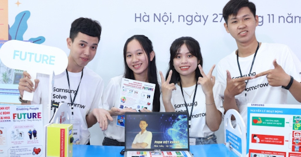 Cuộc thi Solve for Tomorrow khuấy động đam mê công nghệ cho học sinh