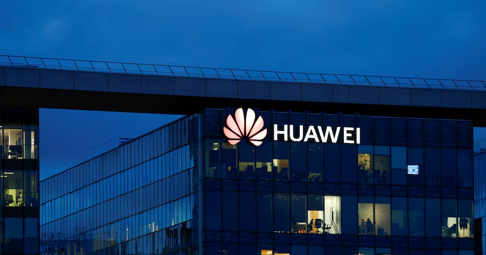 Huawei 'vượt khó', tăng trưởng mạnh nhất kể từ năm 2019