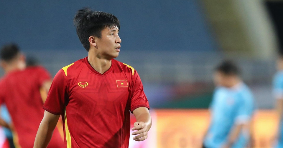 Vừa lên tuyển Việt Nam, Bùi Tiến Dũng phải nói lời chia tay