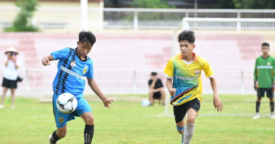 Khởi tranh Giải bóng đá U15 các dân tộc thiểu số tỉnh Điện Biên - Cúp HIUP 2024