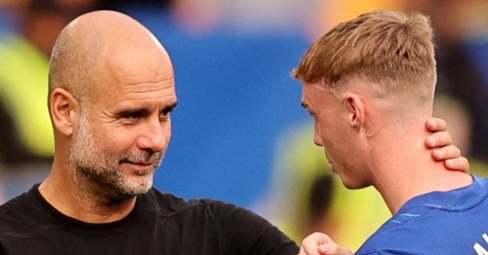 Pep thực sự nói gì với Cole Palmer sau trận Chelsea 0-2 Man City