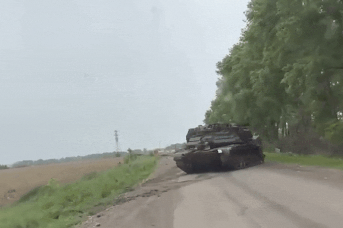 Abrams M1, ‘thần chiến xa’ Mỹ vừa bị Nga bắt ‘khủng’ cỡ nào và bài học từ Sumy?
