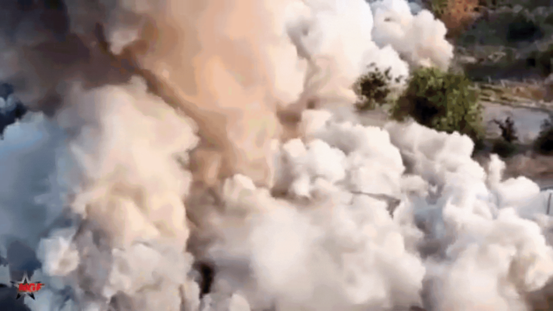 Bí mật công nghệ tên lửa Grom-E1 594kg, bắn chính xác mục tiêu cách 120km, phòng không Ukraine 'run rẩy'